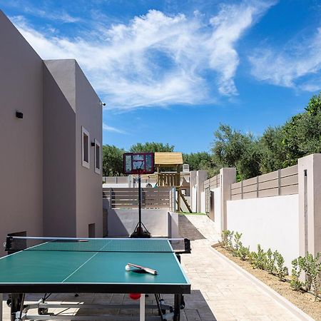 Koin Villa Sunset, With Heated Pool & Whirlpool, By Thinkvilla Perama  المظهر الخارجي الصورة