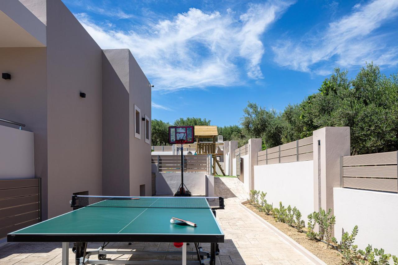 Koin Villa Sunset, With Heated Pool & Whirlpool, By Thinkvilla Perama  المظهر الخارجي الصورة
